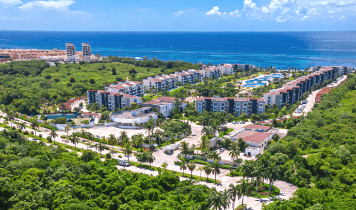 Spotlight: Mareazul Oceanfront Residences in Corasol